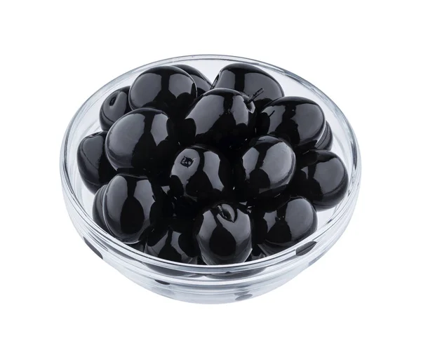 Чорні оливки ізольовані на білому тлі з відсічним контуром — стокове фото