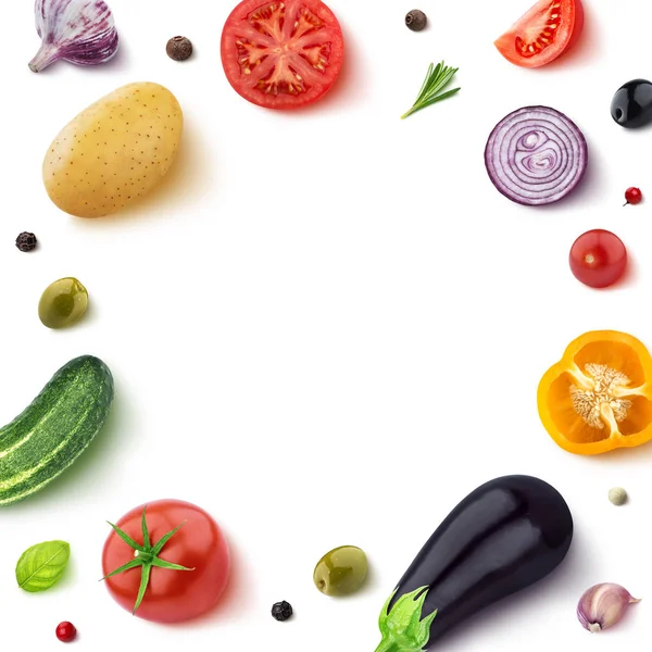 Beyaz arka plan, üst görünüm, metin için boş alan ile sebze yuvarlak çerçeve izole sebzeler — Stok fotoğraf