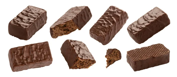 Chocolate caramelo cubierto aislado sobre fondo blanco con camino de recorte, colección — Foto de Stock