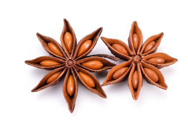 yıldız anasonu beyaz arkaplanda izole edildi 