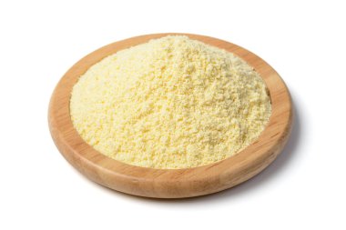 Ahşap plaka pişmemiş sarı mısır unu