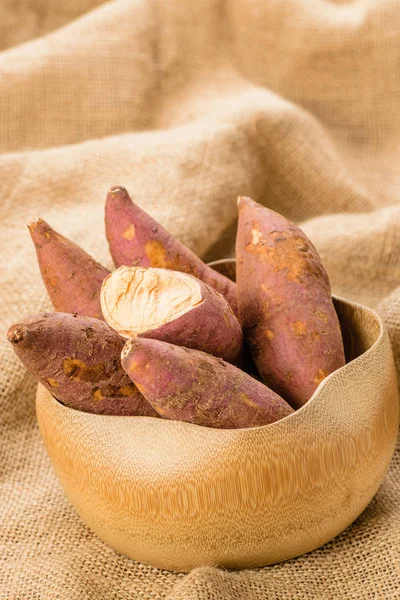 Red Sweet Potatoes Bamboo Bowl Burlap — Stock Photo, Image