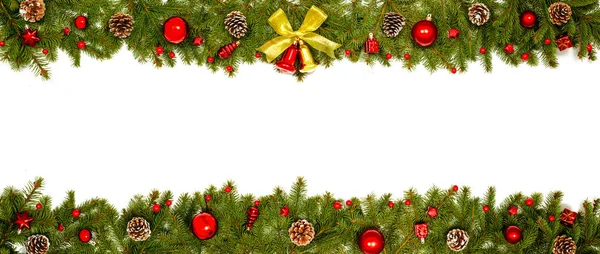 Χριστουγεννιάτικο Δέντρο Έλατου Και Εορταστική Διακόσμηση — Φωτογραφία Αρχείου