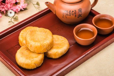 turta rousong ile masaya servis