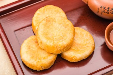 turta rousong ile masaya servis