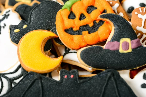 Zbliżenie Domowe Tradycyjne Halloween Cookies Cukru Pudru — Zdjęcie stockowe