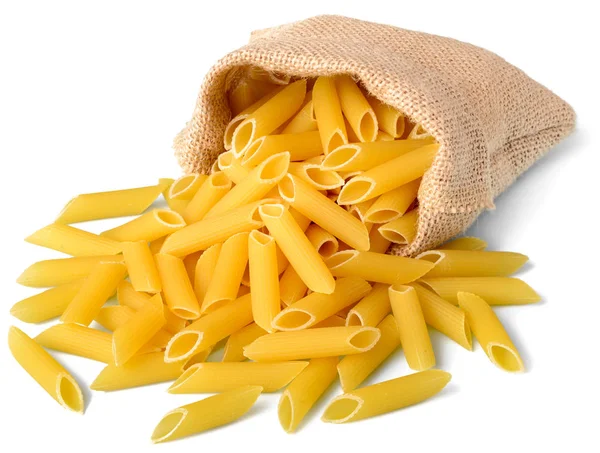 çuval içinde pişmemiş penne makarna