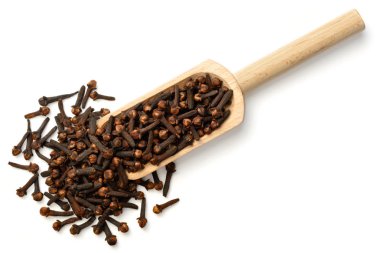 Kuru ot, kurutulmuş beyaz arka plan üzerinde izole karanfil