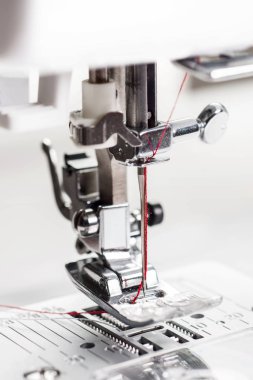 Dikiş makinesini kapat