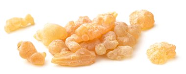 Beyaz arka plan üzerinde izole saf organik buhur reçine