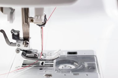 Dikiş makinesini kapat