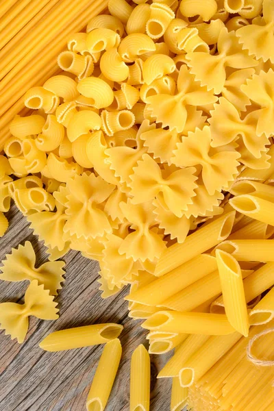 uncooked pasta, italian macaroni