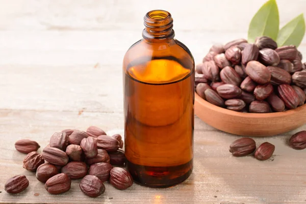 Jojoba Oil Wooden Board — Stock Photo, Image