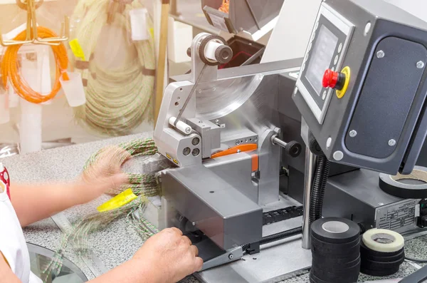 Trabajar Planta Corta Los Cables Una Máquina Industrial — Foto de Stock