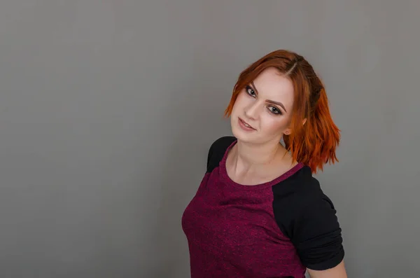 Portrait Beautiful Woman Red Hair Shirt Posing Dark Gray Background — Stock Photo, Image