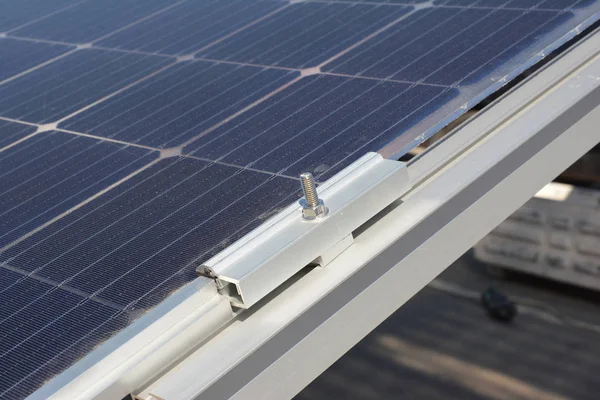 Nahaufnahme Der Installation Von Solarmodulen — Stockfoto
