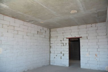 İç Oda yapım aşamasında. Plasterwork olmadan duvar.