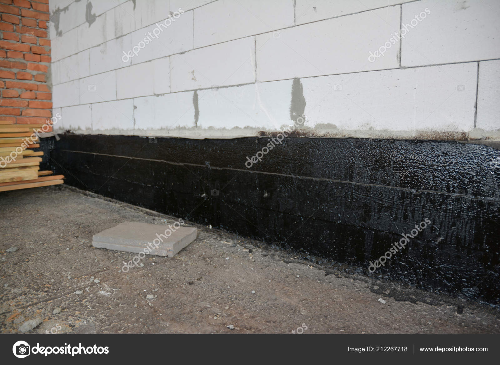 Foundation Bitumen Waterproofing Building House Construction Foundation Bitumen Waterproofing Building House Construction With Spray On Tar Techniques For Spraying Basements