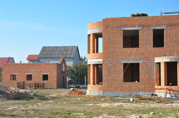 Membangun Perumahan Bata Rumah Eksterior Konstruksi Tanpa Atap — Stok Foto