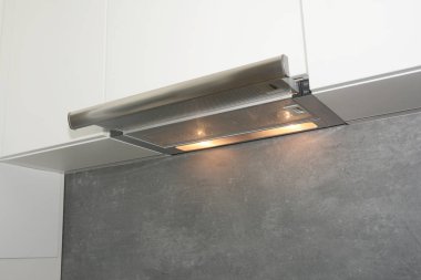 Ocak Hood. Modern hava aspiratör mutfak fan veya aralığı hood. Paslanmaz çelik davlumbaz. Ada hood. 