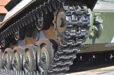 Tank sürekli parça ve tekerlekler. Yeni soğuk savaş kavramı. 