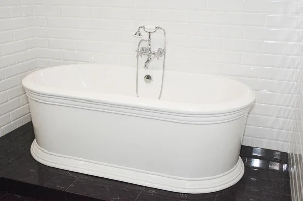 Banheira Moderna Luxo Casa Banho Contemporânea — Fotografia de Stock