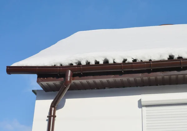 Rooftop Rain Gutter Covered Snow Ice Winter — Stock Photo, Image