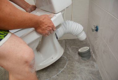 Tamirci tuvalet, tuvalet tekliki