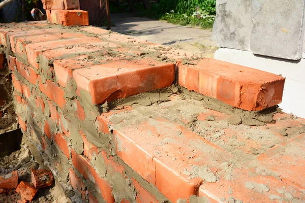 新屋建设过程中的地基 砖造特写 — 图库照片