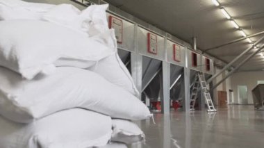 İmalat Ekipmanları. Ambalaj Makinaları caurse tahıl çanta gizlemek