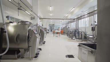 Fabrika tesislerinde pastörizasyona özel tankları ile
