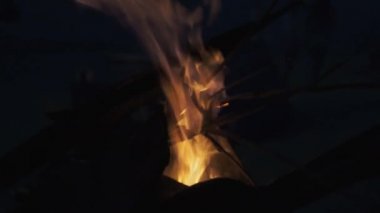 Kamera büyük yangın sahilde akşamları çeşidinde ekleyerek birileri ile gösterir