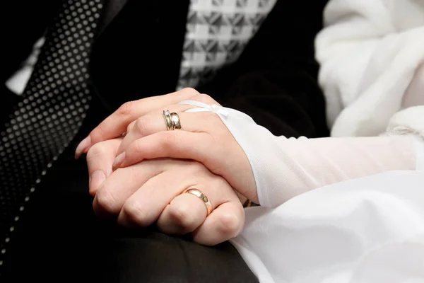 Mãos Noiva Noivo Juntos — Fotografia de Stock