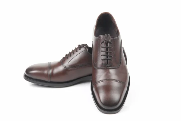 Beyaz Arka Planda Klasik Erkek Kahverengi Oxford Ayakkabıları Deri Ayakkabılar — Stok fotoğraf