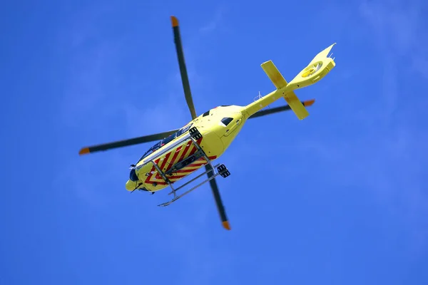 Helikopter Vliegt Hemel — Stockfoto