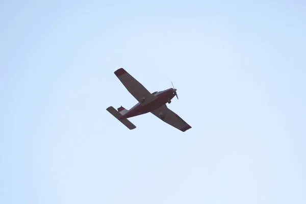 Aeronave Monomotor Leve Voando Céu — Fotografia de Stock