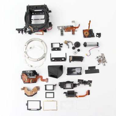 elektronik obtüratör dijital fotoğraf makinesi ayrıntılı olarak incelendiğinde