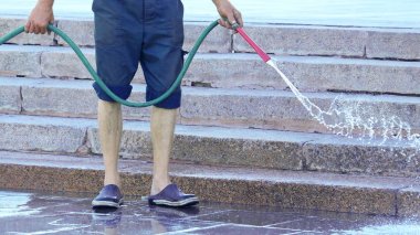 işçi şehir sokak sulama hortumu