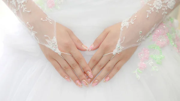 Bride Holding Hands Dress Beauty Fashion Women Clothin — Stock Photo, Image