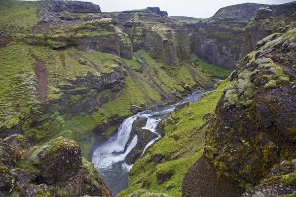 Wodospady na rzece Skoda. Islandia — Zdjęcie stockowe
