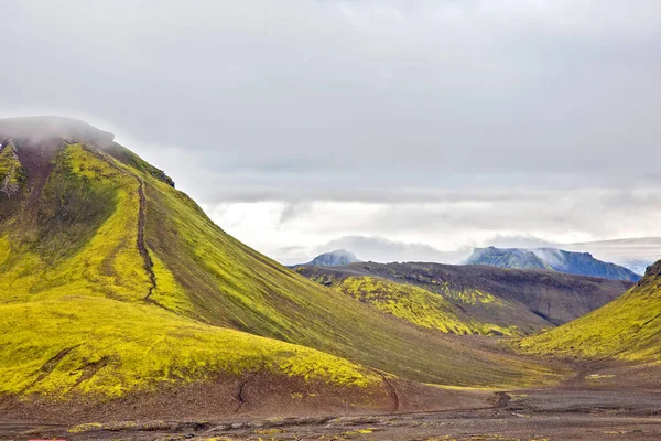 Bela Paisagem Montanhosa Islândia Natureza Lugares Para Viagens Maravilhosas — Fotografia de Stock