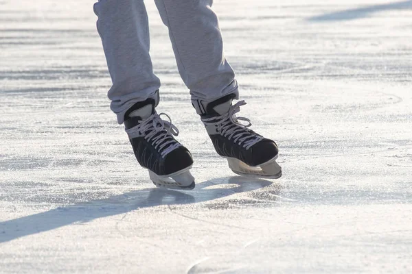 Poten Van Een Schaatser Schaatsen Ijsbaan Wintersport Hobby Actieve Recreatie — Stockfoto