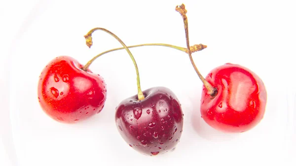 Saftige Kirschbeere Auf Weißem Hintergrund Früchte Und Vitamine Gesunde Kost — Stockfoto