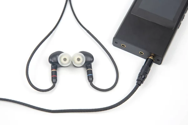 Ear Hörlurar För Musikspelare Ljudljud Och Modern Utrustning För Musikälskare — Stockfoto