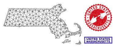 Poligonal Ağ Massachusetts Eyalet Haritası ve Grunge Pullar