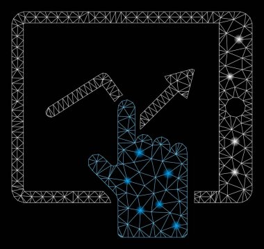 Işık Spotları ile Pda'da Parlayan Örgü Tel Çerçeve Musluk Trendi