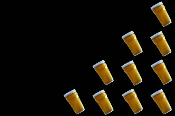 Pattern Multiplied Glasses Light Beer Dark Background Place Text High — Stock Photo, Image