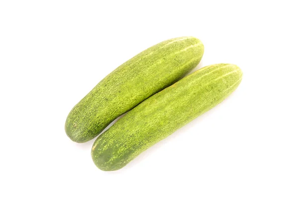 Komkommer Geïsoleerd Verse Komkommers Geïsoleerd Een Witte Achtergrond — Stockfoto