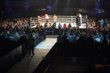 Brovary. Ukrayna, 14.11.2015 konser, saniye terminalinde Brovary Ukrayna 'da yer alan boks yüzüğü için oditoryumdan görünüm 