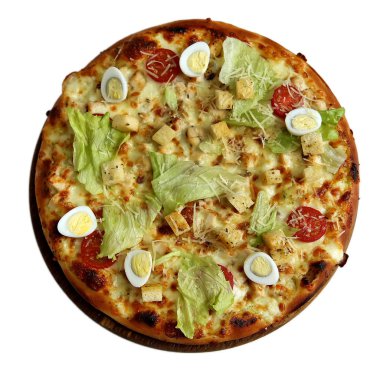 Güzel pizza ile lahana, Bıldırcın yumurta, kızarmış ekmek üzerinde beyaz izole ahşap stand